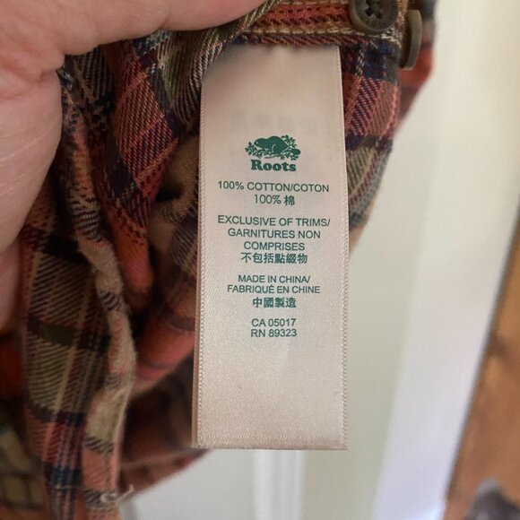 Roots Plaid Flannel Button Up Shirt XL - Picture 4 of 6